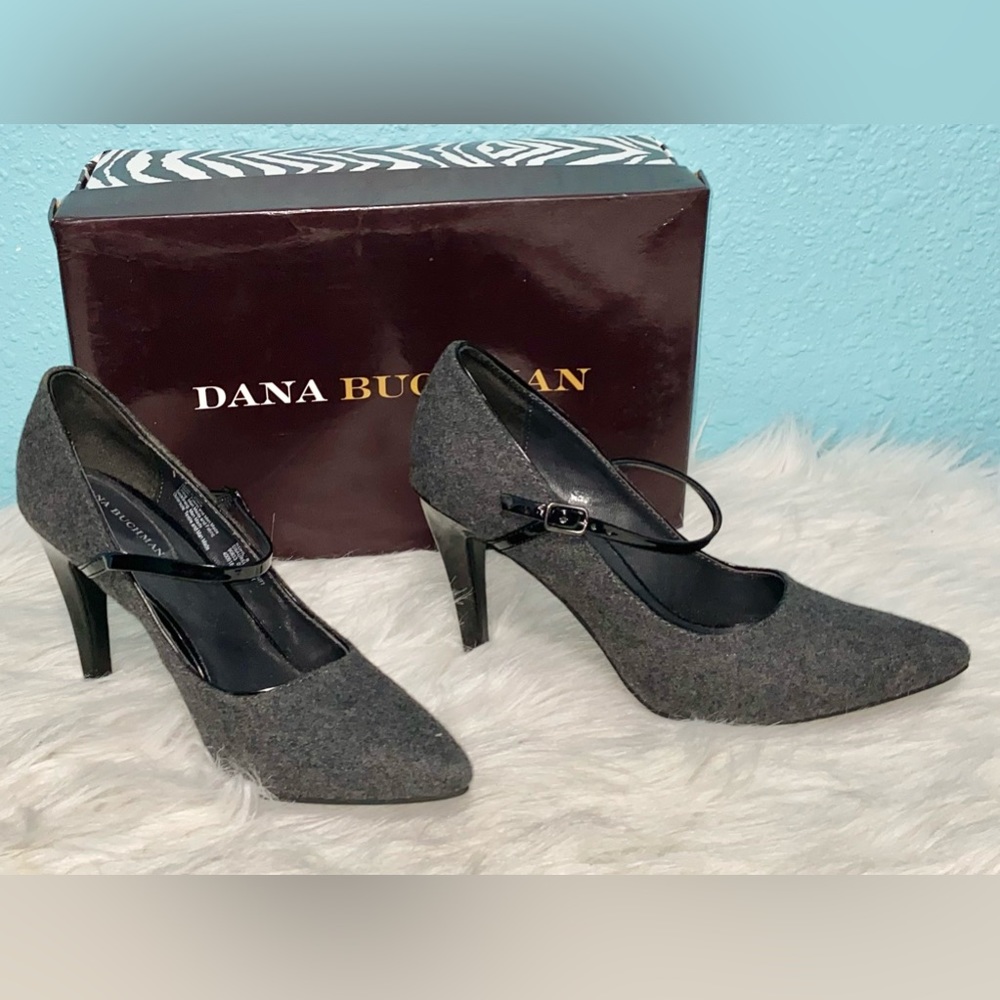 Dana Buchman size 7 grey high heels